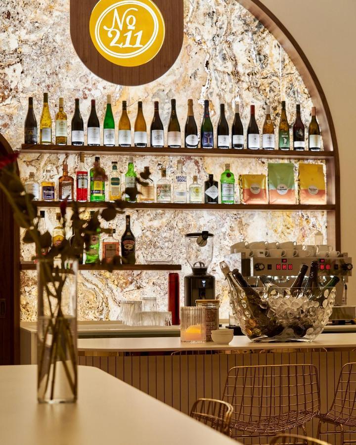 Hotel Nerudova 211 Praag